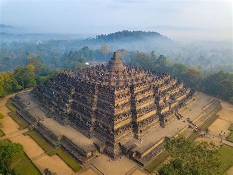 borobudur location.